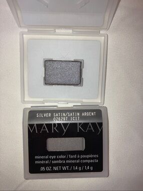 (2)  Silver Satin Mary Kay Mineral Eye Color Set New Eyeshadow Refill Grey